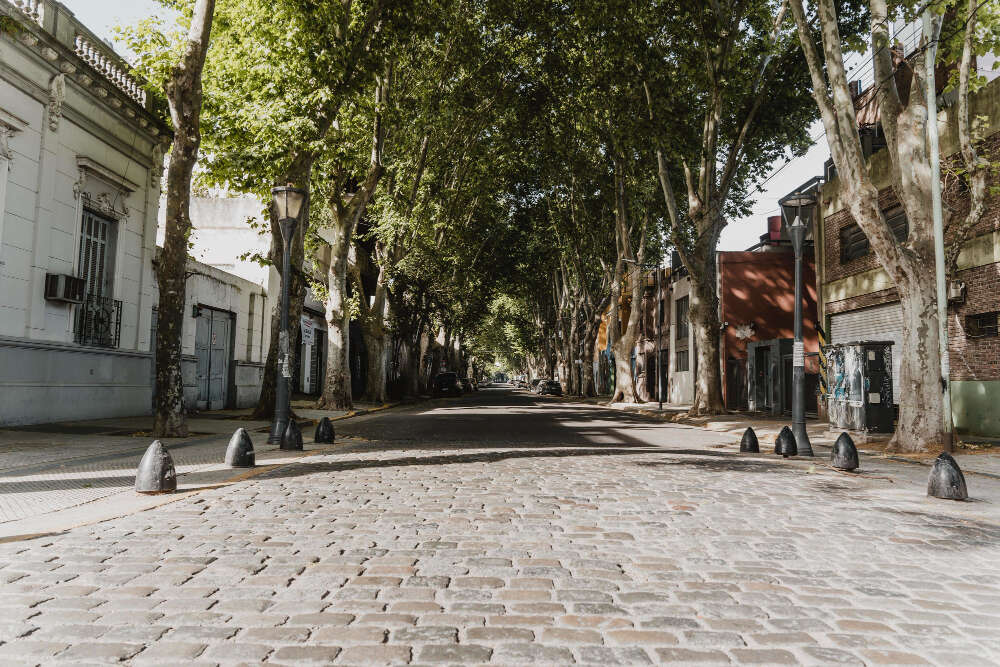 Rue de ville en pavés