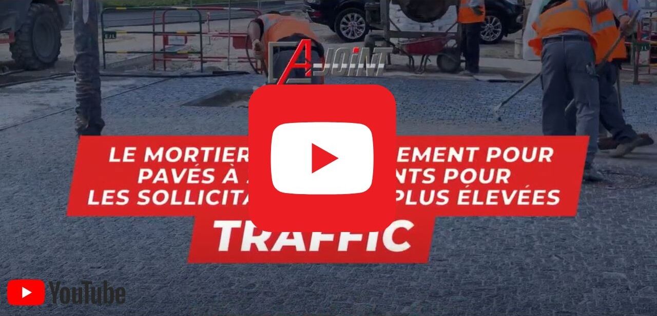 Notre joint de mortier TRAFFIC est un mortier de joitoiement pour dalles et pavés spécialement conçu pour supporter des charges lourdes.